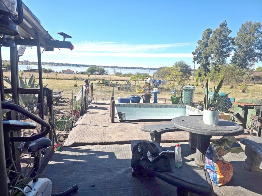 2 Bedroom Property for Sale in Oranjeville Free State